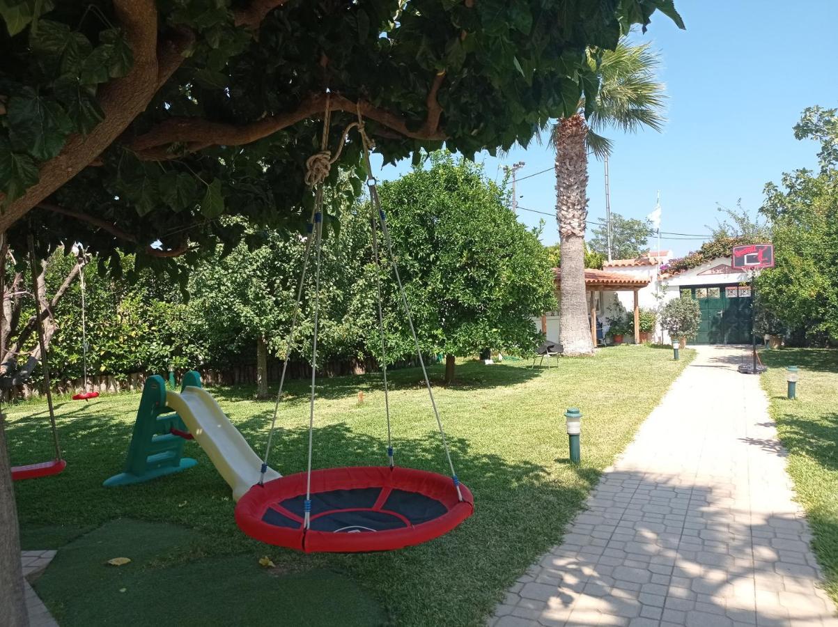Galini Apartment Near Sea, Port And Airport Артемида Екстериор снимка